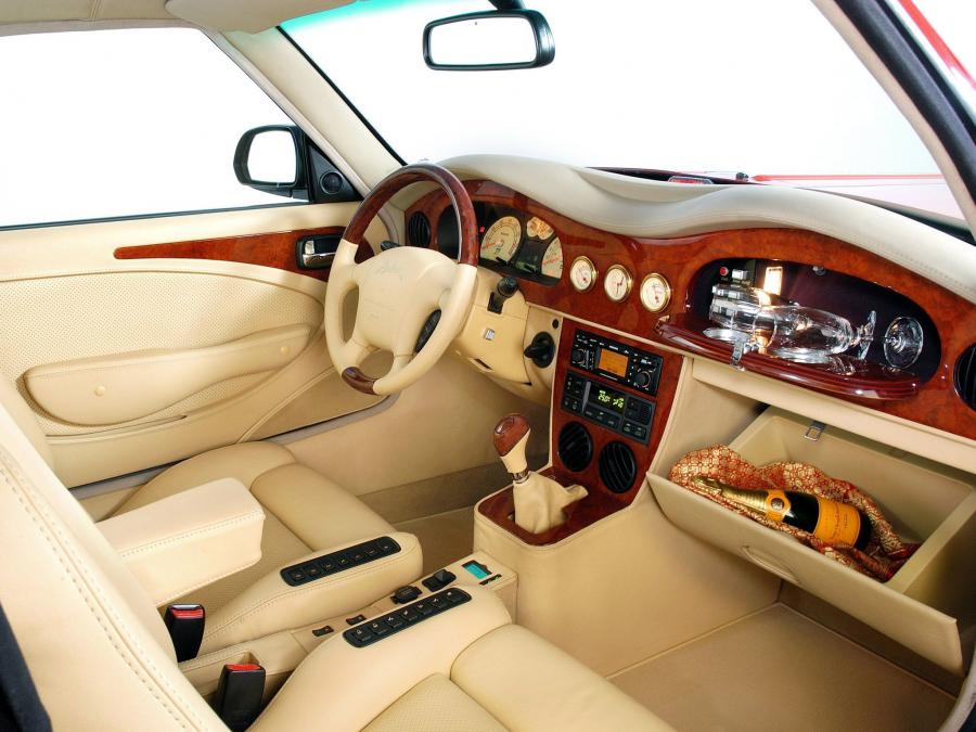  Bufori La Joya 2006 года  (фото 3 из 15)